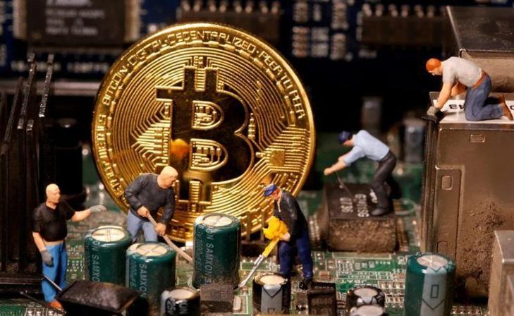 A modern mining farm utilizing energy-efficient technology